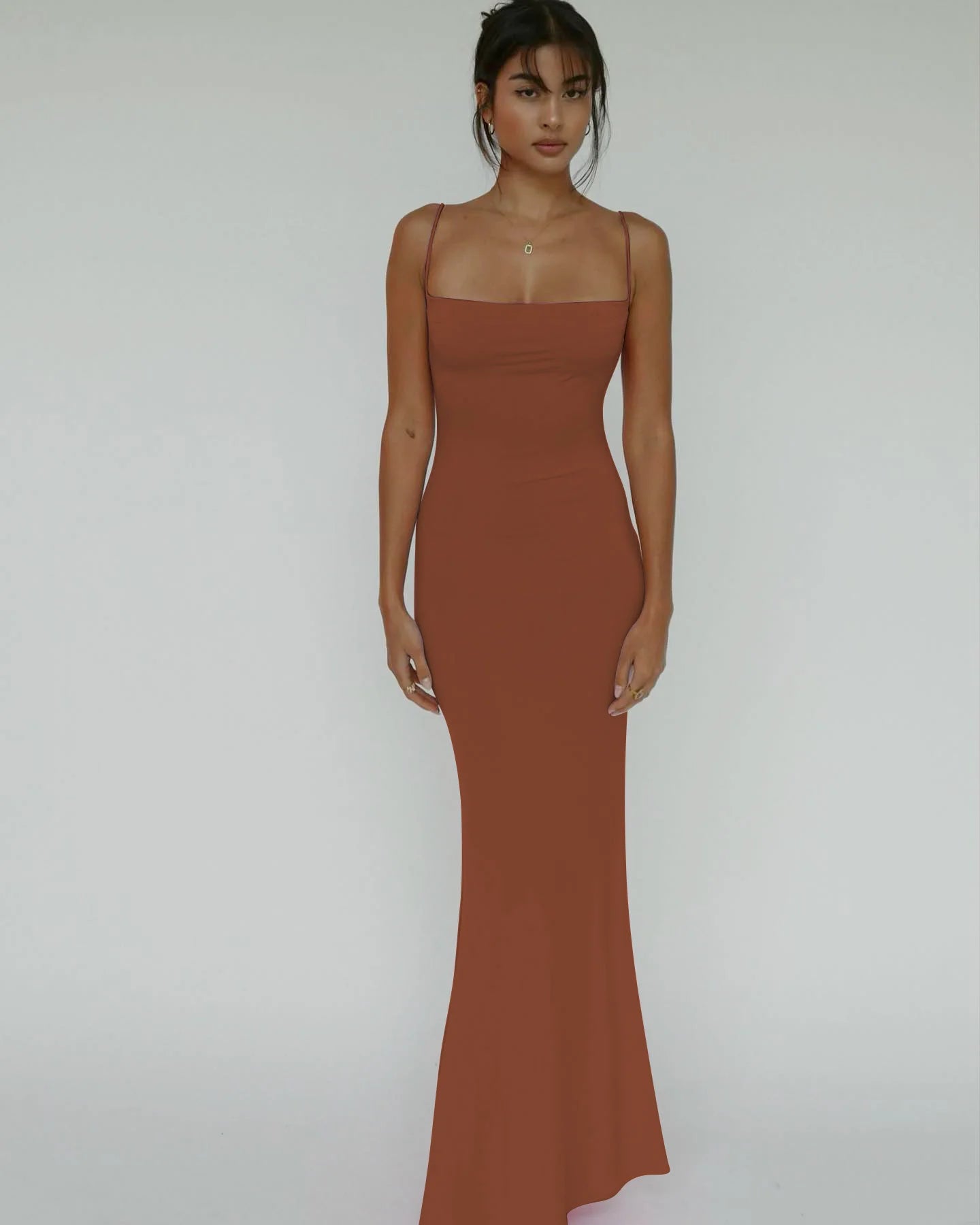 Hugcitar Backless Maxi Dress
