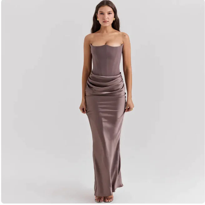 Sleeveless Dress – Mid-Waist